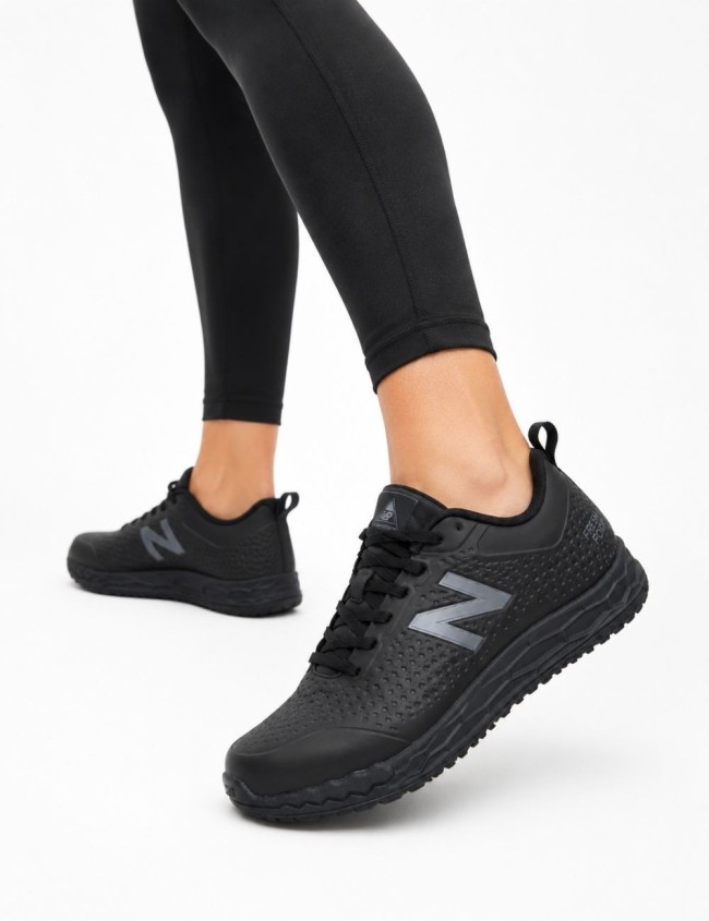 Bocanci de lucru pentru femei New Balance 906 SR