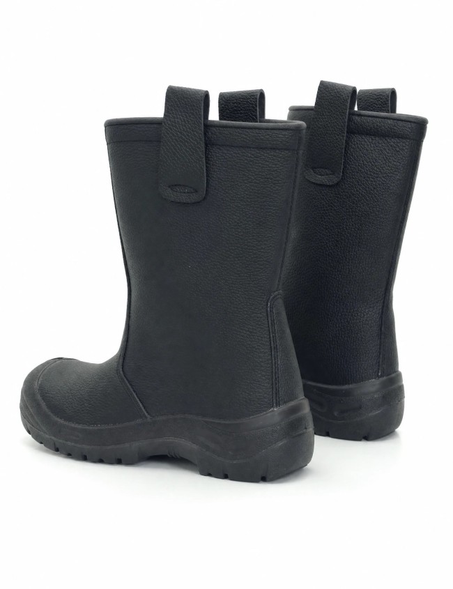 Bocanci de lucru izolate Portwest FW29 S3