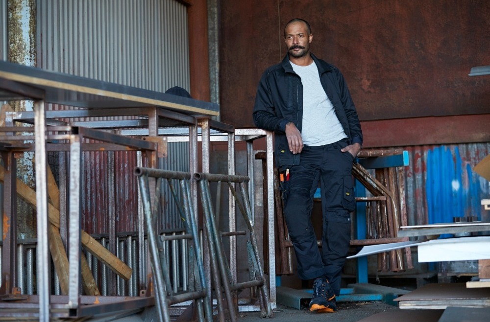 Ce pantaloni de lucru ar trebui sa cumpar?