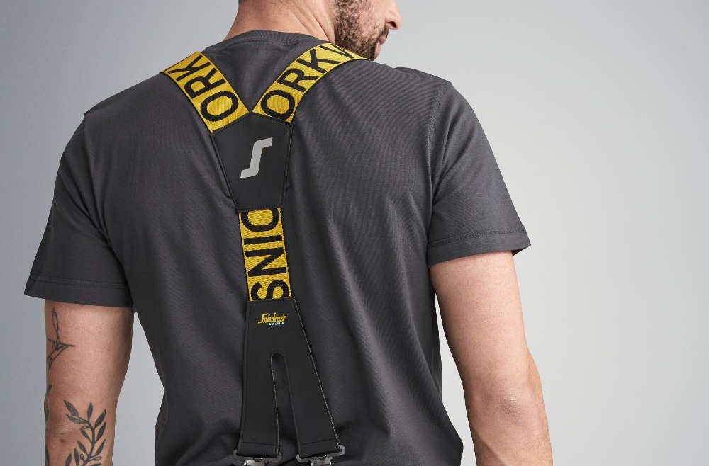 Cum sa legi bretelele la pantalonii de lucru?