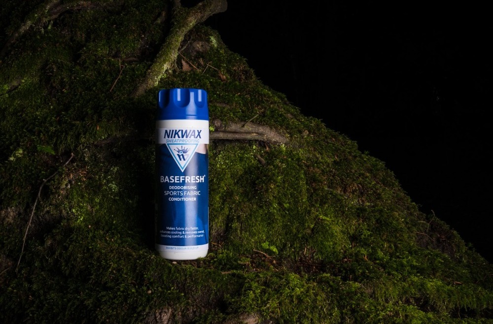 Cum se foloseste impermeabilizarea Nikwax?