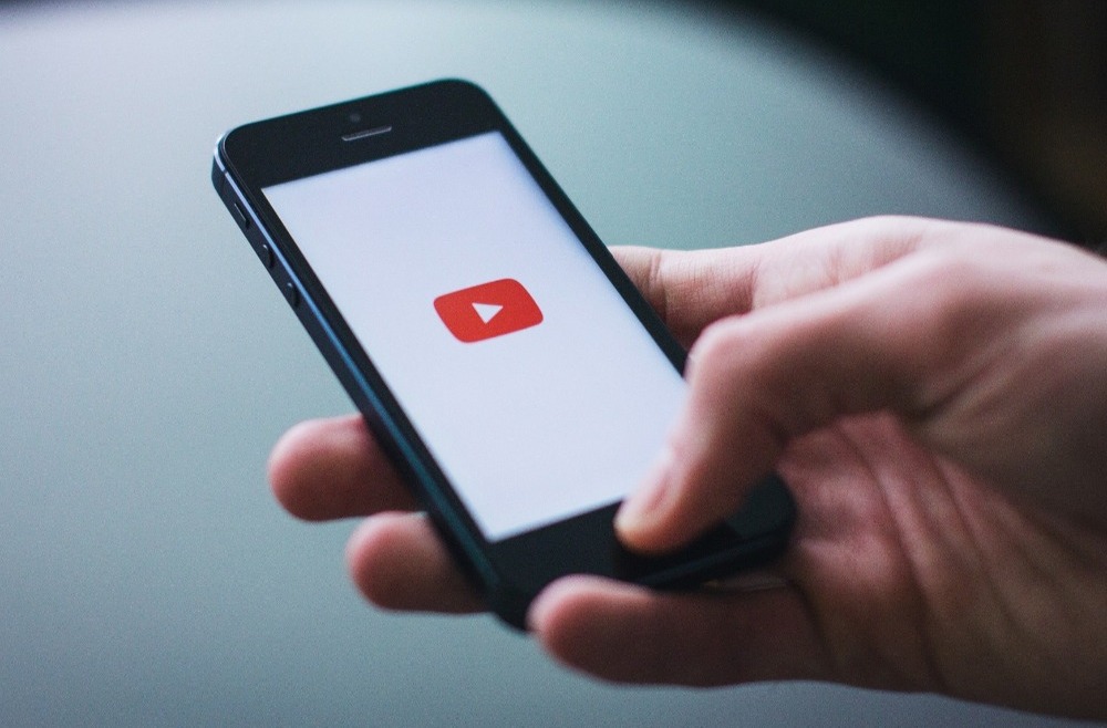 Pentru recenzii reale despre imbracamintea de lucru? Vizitati canalul nostru!