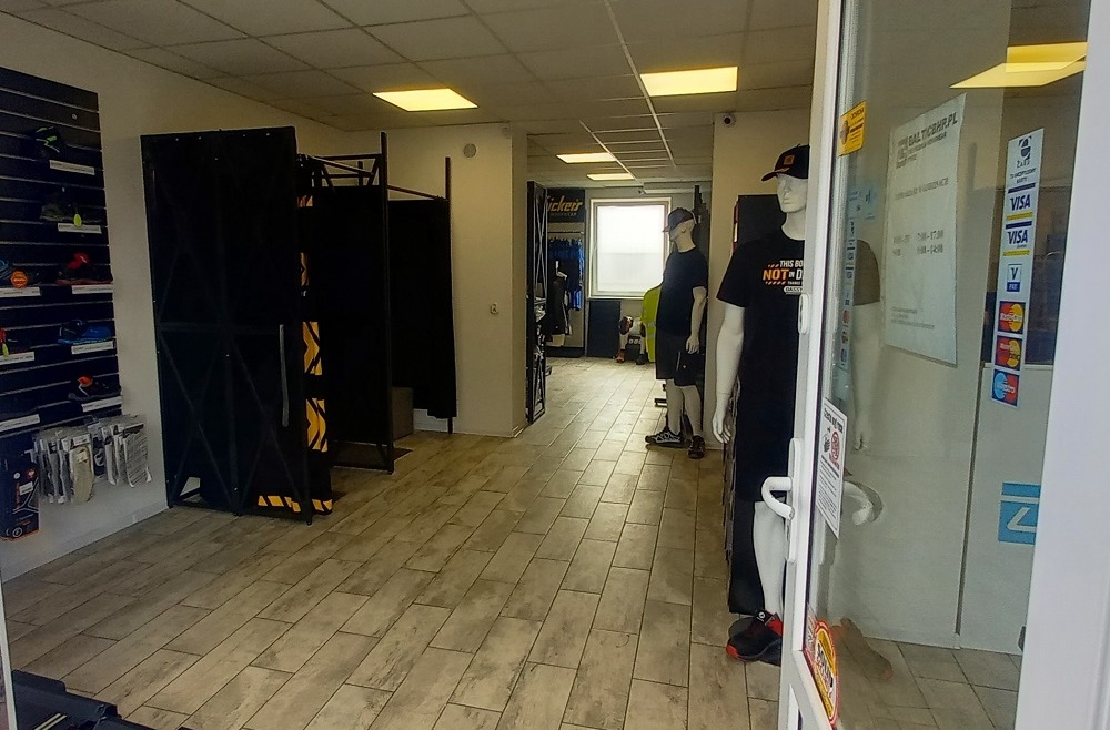 Noua versiune a magazinului Baltic BHP Poznan - imbracaminte, incaltaminte si produse de sanatate si siguranta