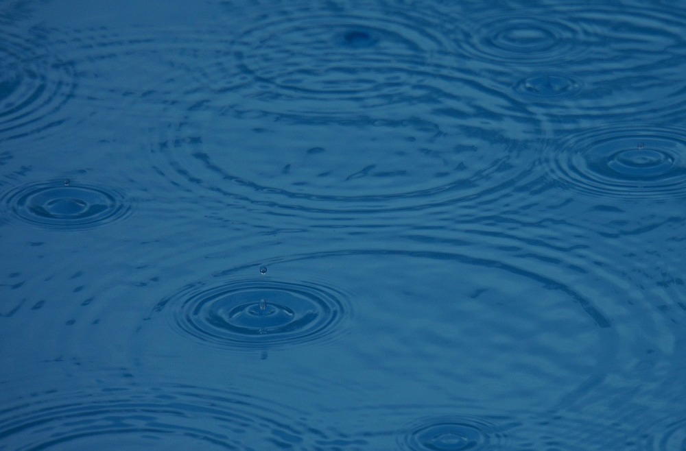 De unde se pot cumpara haine de lucru tip pelerina de ploaie?