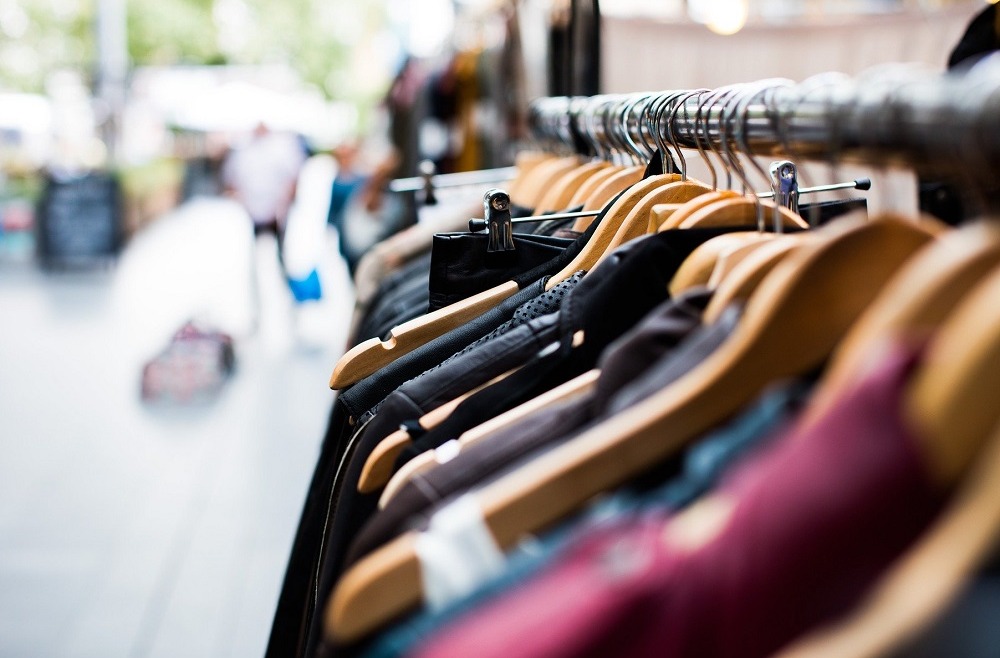 Unde se pot cumpara haine de lucru in Poznan?