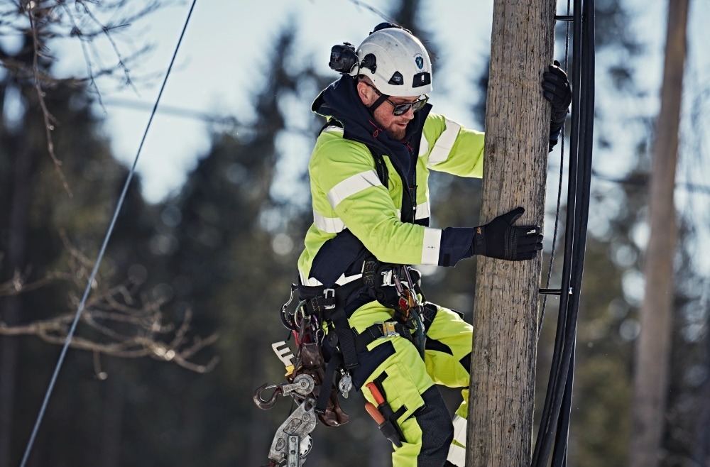 Cum se citesc pictogramele de pe imbracamintea de avertizare?